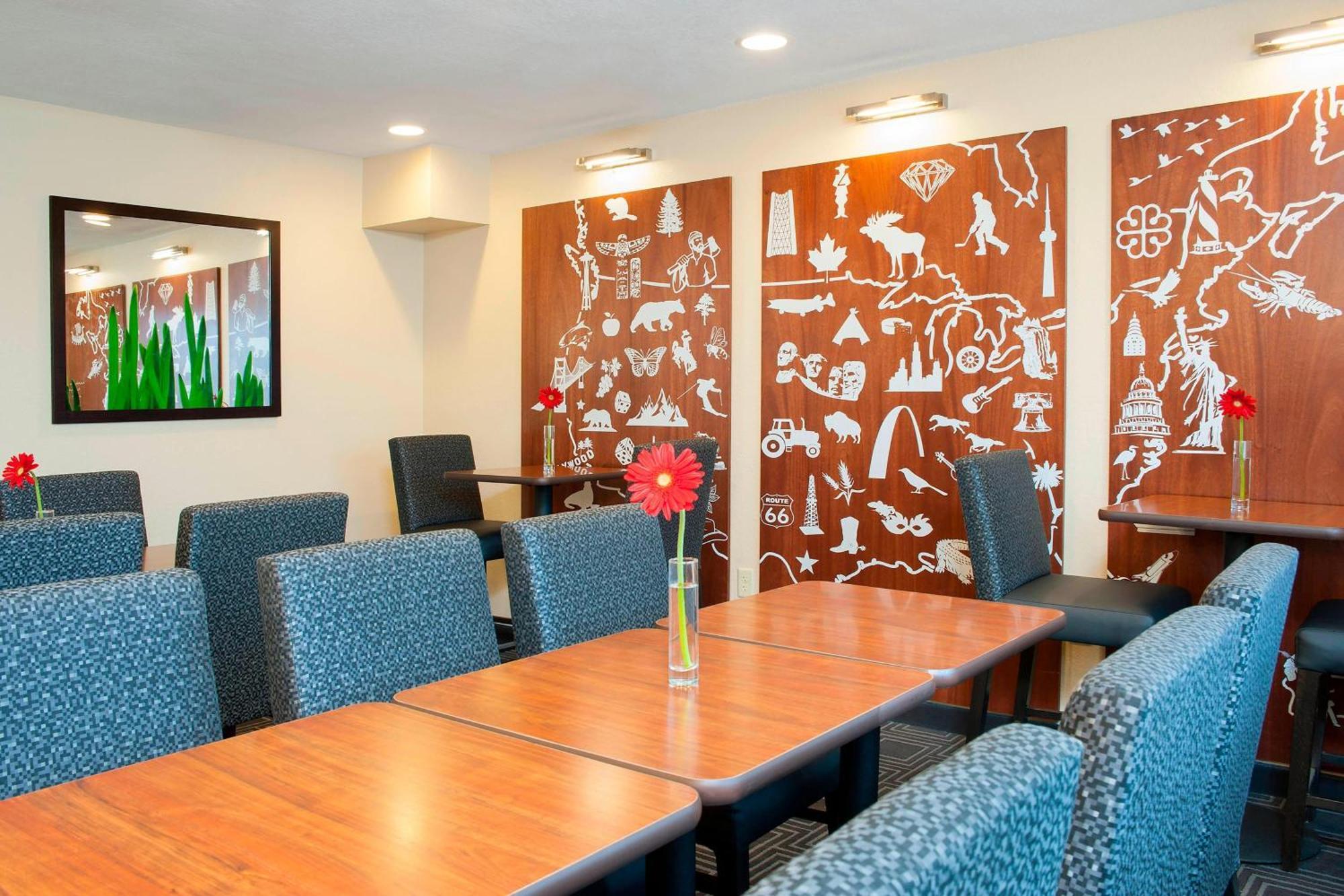 Towneplace Suites Indianapolis Park 100 Eksteriør bilde